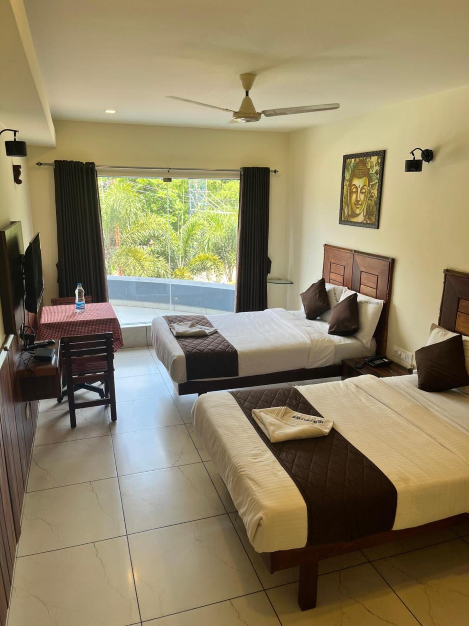 Velan Temple View Hotel Palni Luaran gambar