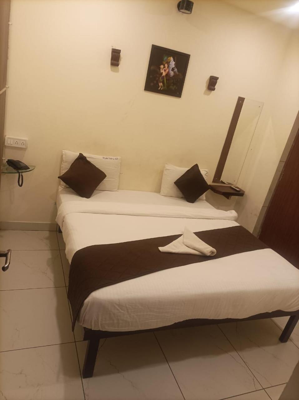 Velan Temple View Hotel Palni Luaran gambar